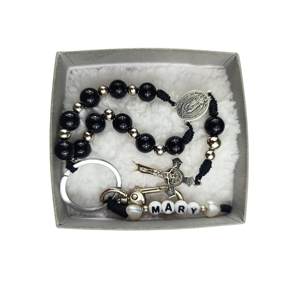 Llavero Virgen Milagrosa – Negro Onix